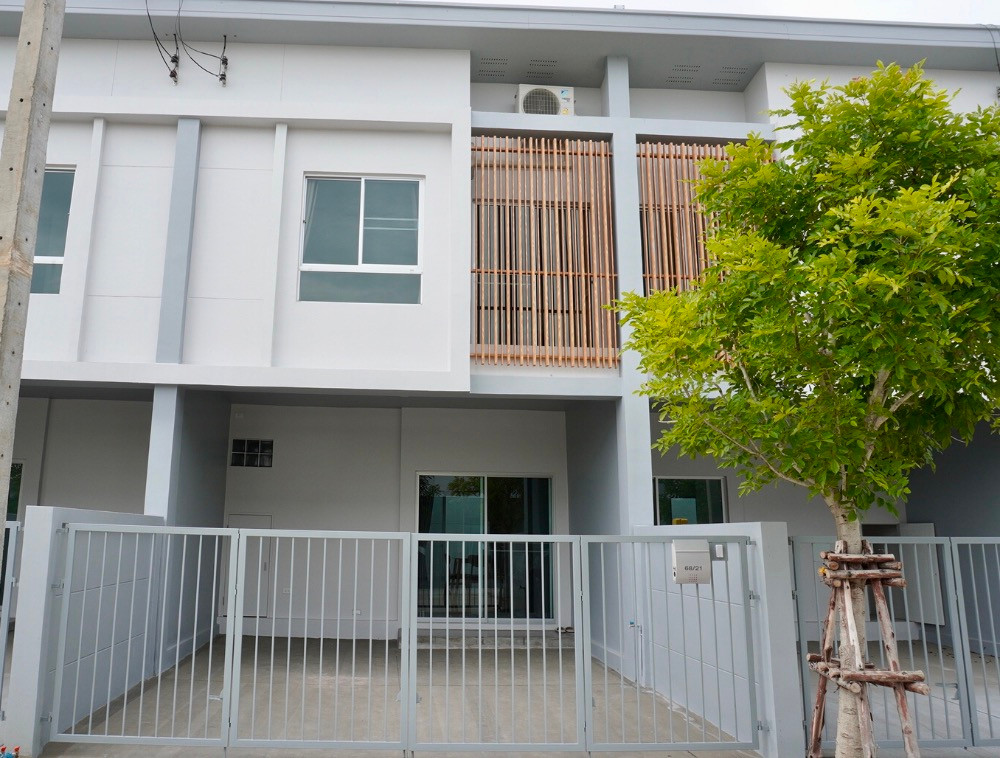 📍 ทาวน์โฮม 2 ชั้น  VENUE 24 Ratchaphruek  🛏️ 2 ห้องนอน | 🚿 3 ห้องน้ำ  💰 ค่าเช่า 17,000 บาท 