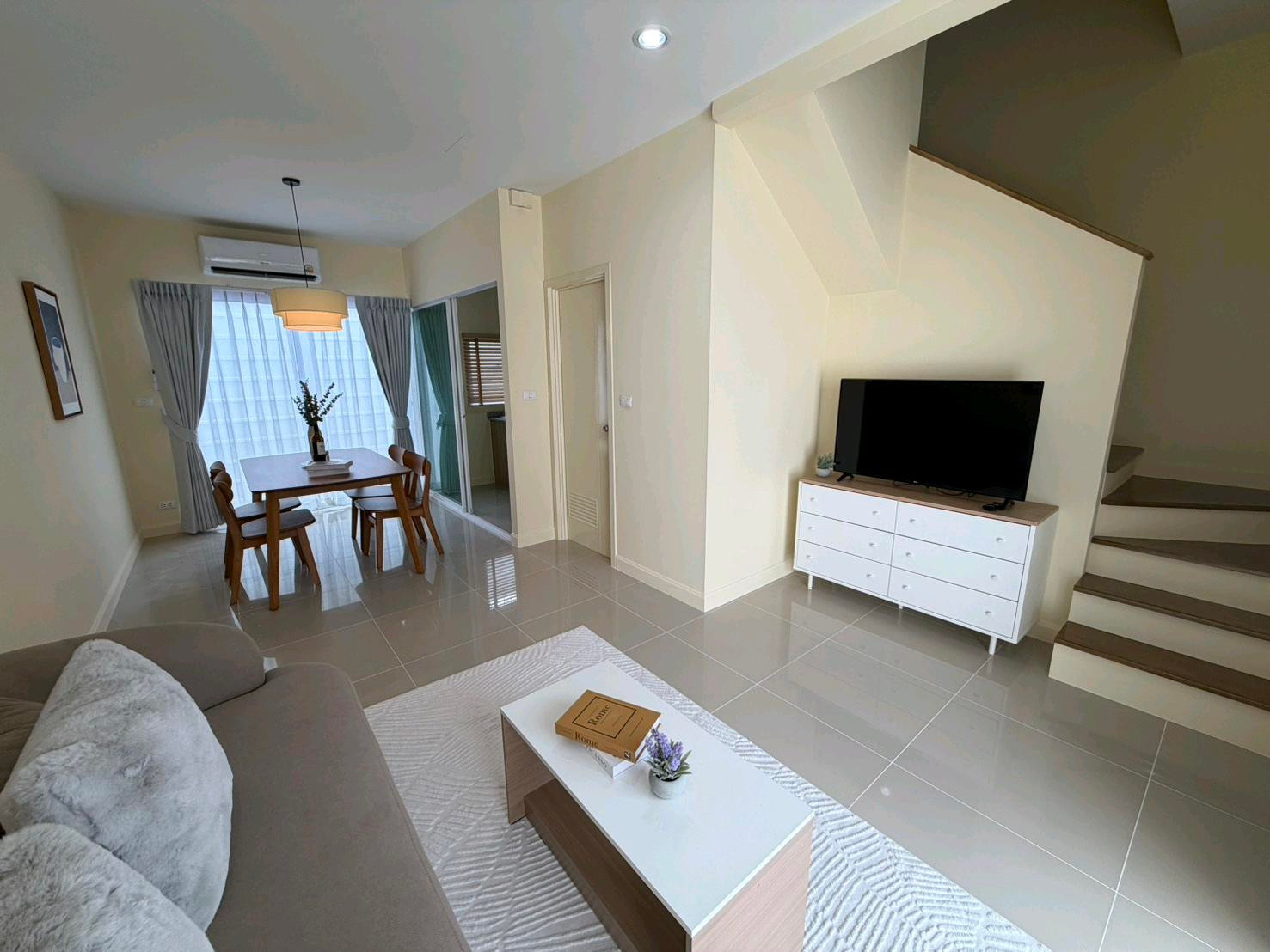 Modi Villa Rangsit Village (next to Bang Phun Expressway) **Salary 25,000up, apply for a loan, easy installments 7,XXX per month. Modi Villa Rangsit Village (next to Bang Phun Expressway) **Salary 25,000up, apply for a loan, easy installments 7,XXX per month.