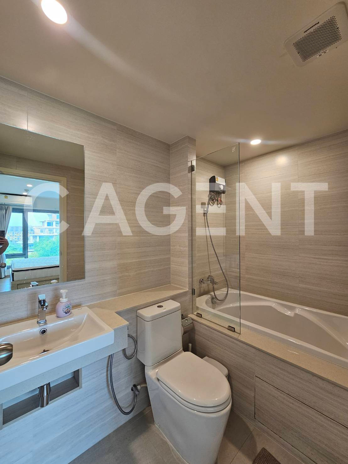 Condo for rent “Phyll Phuket” in the heart of Phuket city. Surrounded by complete amenities Condo for rent “Phyll Phuket” in the heart of Phuket city. Surrounded by complete amenities