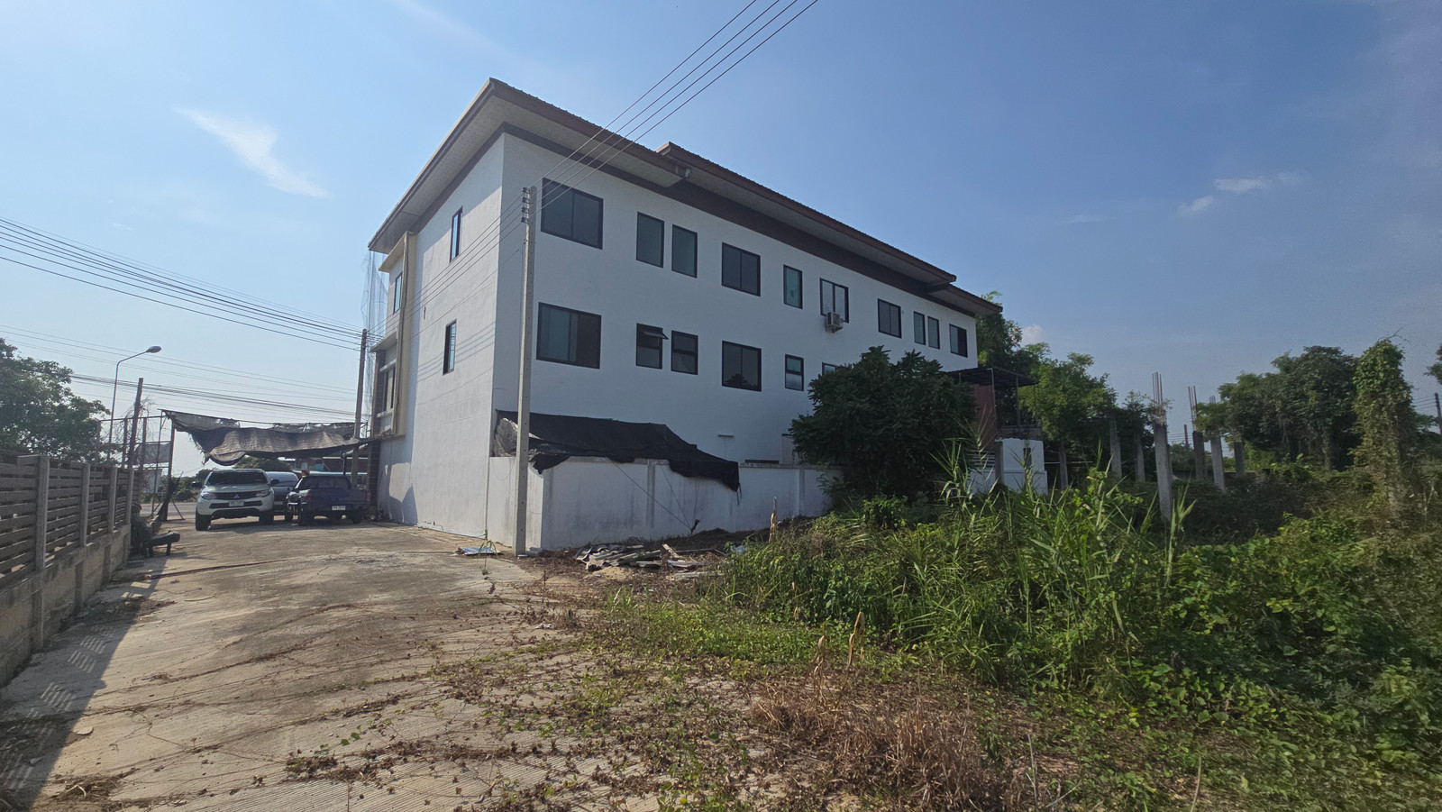 4 plots of land next to a concrete road, water and electricity ready, sold separately or bought together. – รูปที่ 3