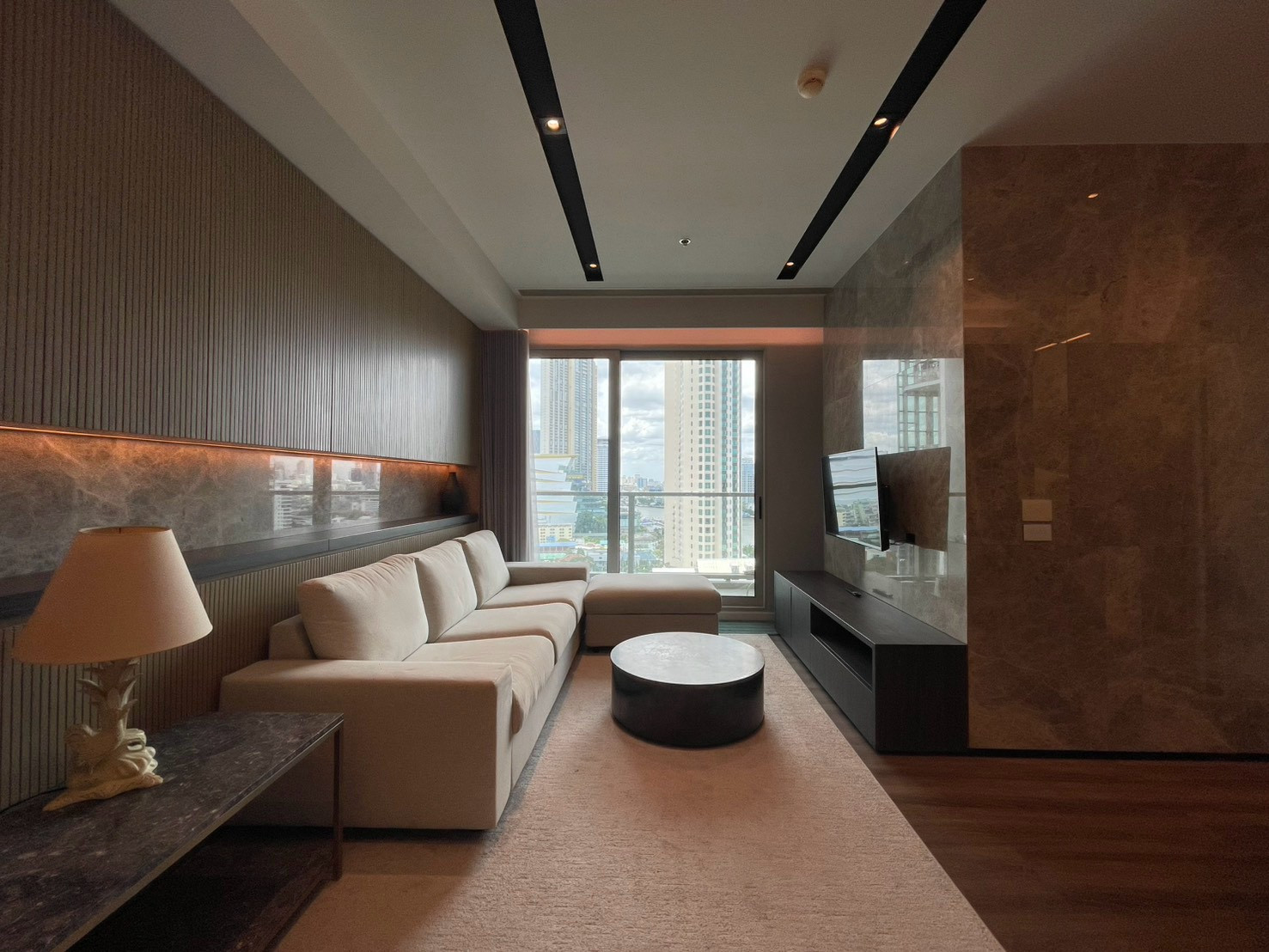 Spacious 2-Bedroom Luxury Living at THE RIVER Condominium with Stunning Chao Phraya River &amp; ICONSIAM Views – รูปที่ 2