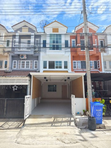 ขายทาวน์เฮ้าส์ 3 ชั้น รีโนเวทใหม่ พร้อมเข้าอยู่  หมู่บ้านลัลลี่วิลล์ 2 (Lally Ville 2) – รูปที่ 3