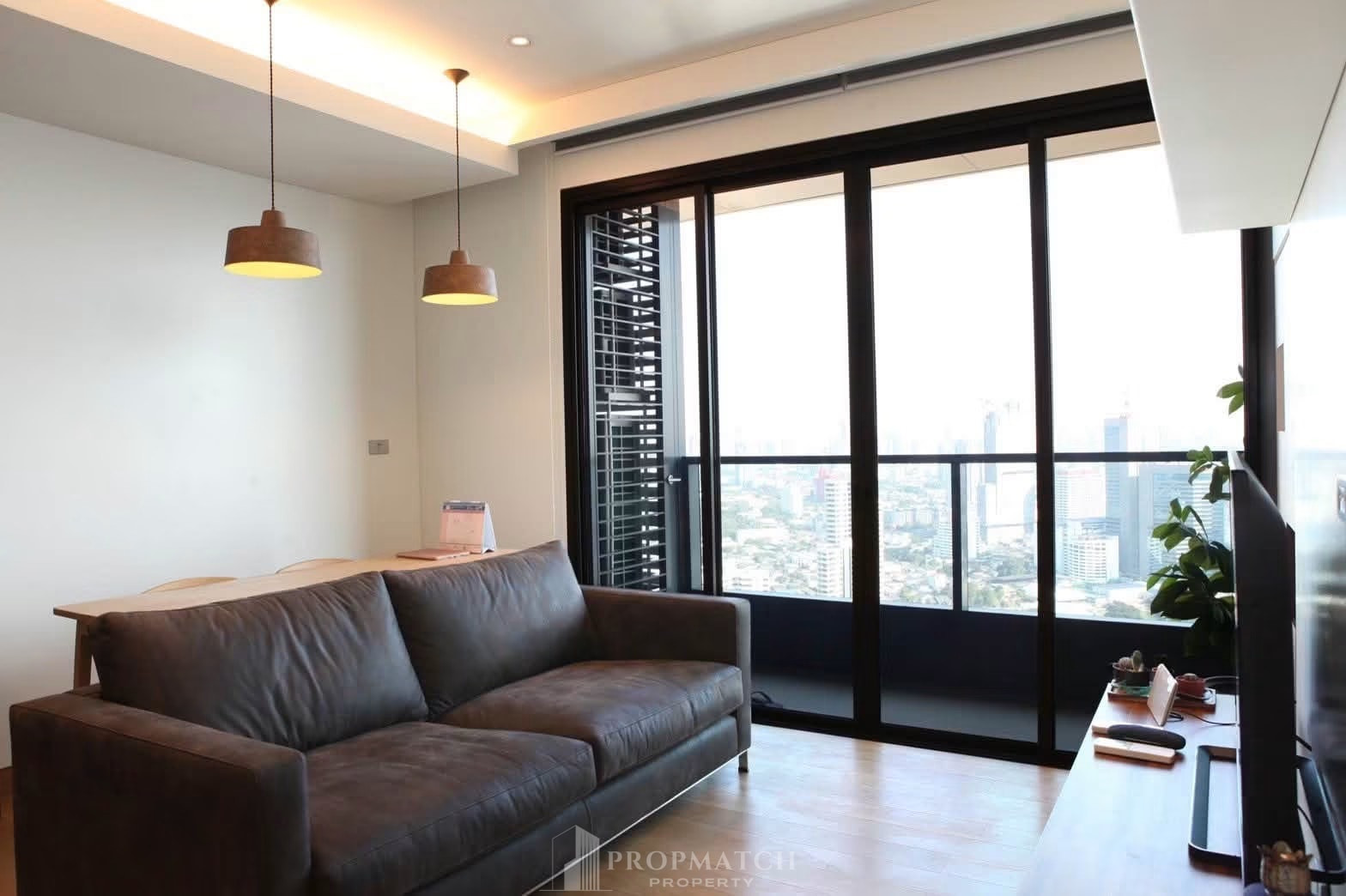 ✨Flash Deal ✨The Lumpini 24 ( 2Bed 2Bath 54.27SQM.) พร้อมอยู่ ! เพียง 10,500,000 บาท Tel.0981315848 @propmatch