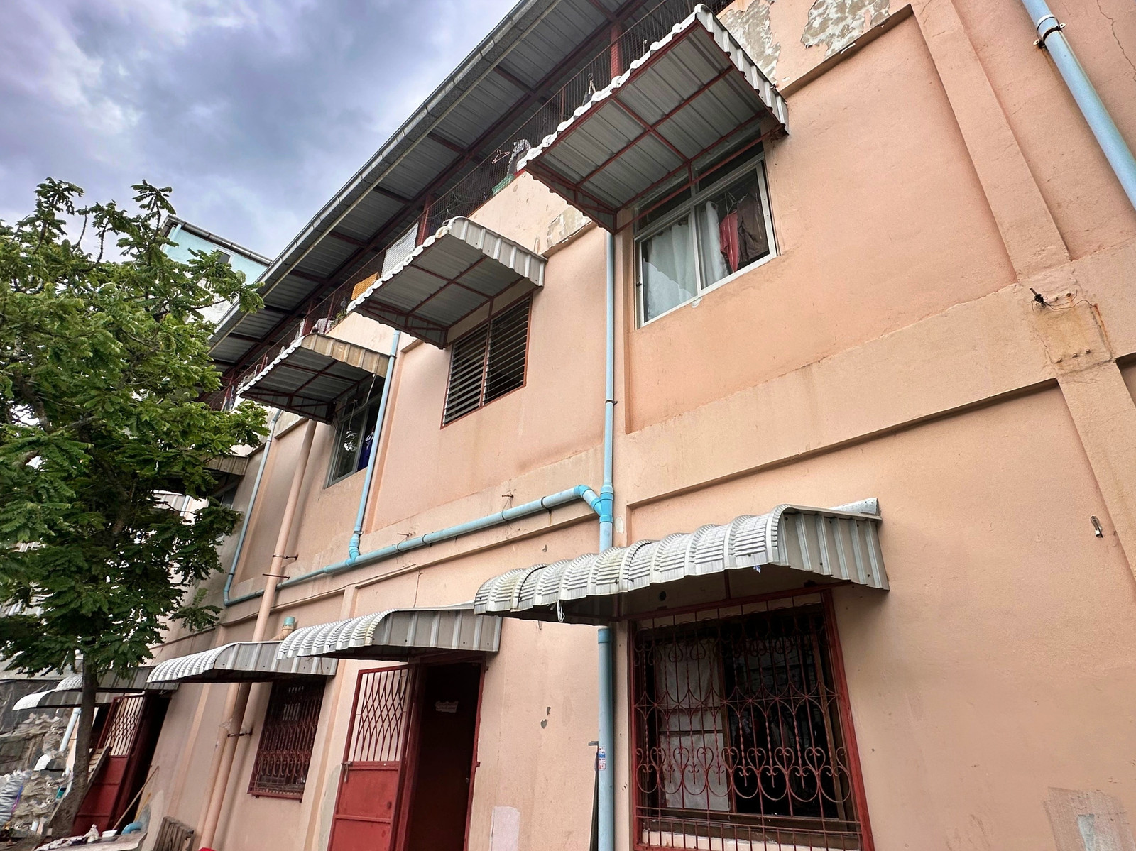 Urgent sale, need money Theparak Dormitory Always full of tenants, 8.5% return, good location, Samut Prakan. – รูปที่ 2