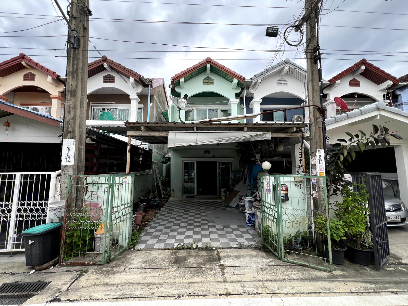 บ้านทาวน์เฮ้าส์ “เกษราวิลล์ บางสีทอง“ ทำเลเมือง จะซื้ออยู่เอง หรือลงทุนก็คุ้ม บ้านทาวน์เฮ้าส์ “เกษราวิลล์ บางสีทอง“ ทำเลเมือง จะซื้ออยู่เอง หรือลงทุนก็คุ้ม