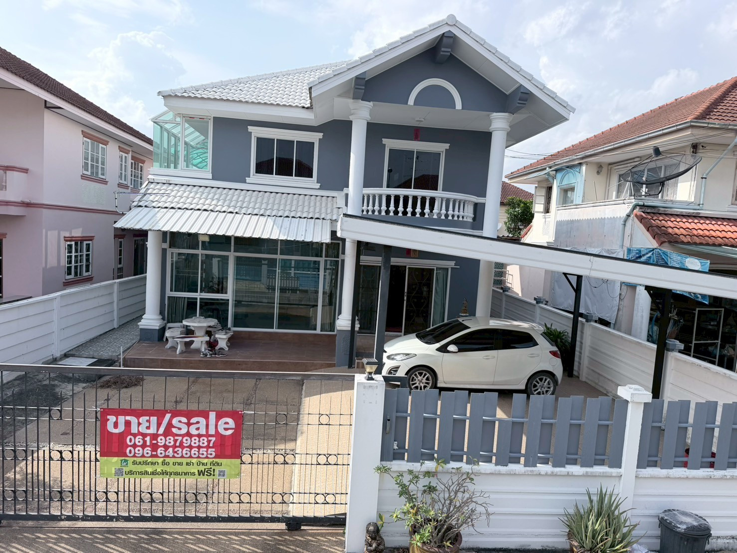 Large detached house, ready to move in, Kanda Classic Ville, Bang Bon 5 - Phetkasem 81 ✨ Newly renovated, newly painted, ready to move in. The house is in beautiful condition, complete functions, wide area, suitable for a large family.