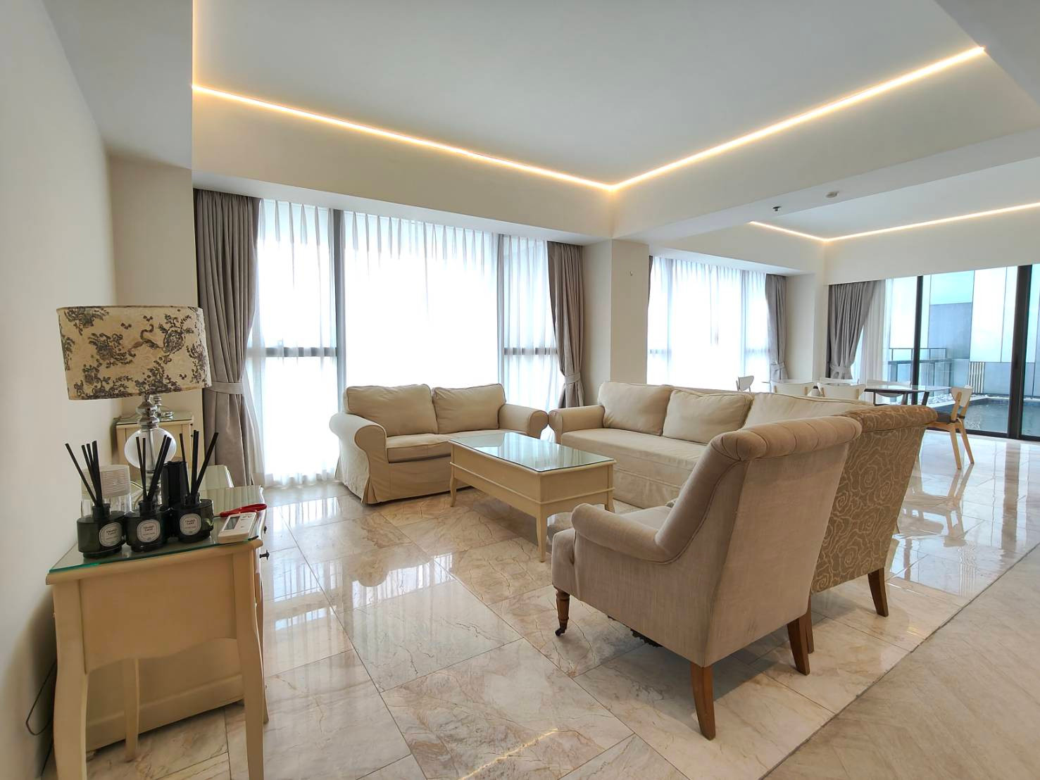 The Met Bangkok | 3-Bedroom Private Pool Residence | Best Value | Move-in Ready The Met Bangkok | 3-Bedroom Private Pool Residence | Best Value | Move-in Ready