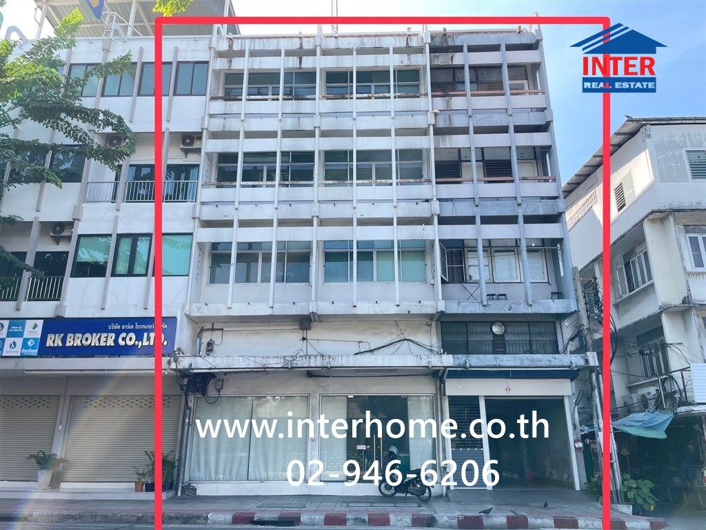 Vacant land + building 266 sq m. Vacant land + building Near Saphan 2 Market Next to Sathu Pradit Road between Soi 18-20, Phrachan Road, Bang Kho Laem District, Bangkok.