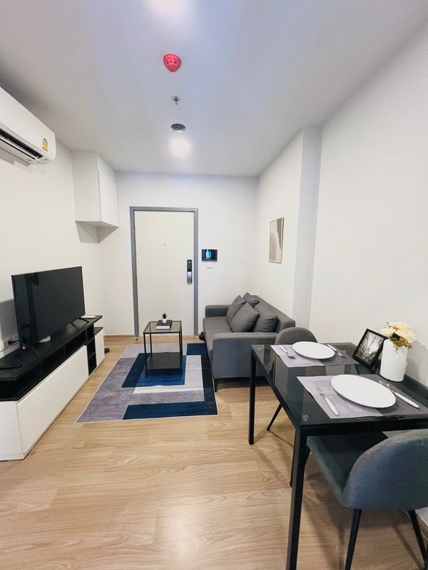 ✨#Condo for rent "Chewathai Pinklao", brand new room 🎉✨ 🛏️ Room details 1 bedroom | 1 bathroom, size 29.86 sq m., 8th floor, central garden view, open city view, good breeze, comfortable, not uncomfortable.