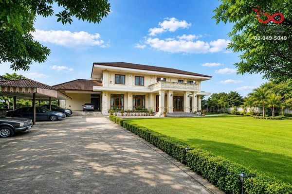 2-story detached house for sale, 587 sq m., Seri Thai Road, Navathani Village. Near Kanchanaphisek Ring Road, Khan Na Yao