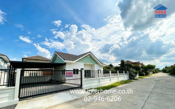 Single house, 1 floor, 84.9 sq m, Supasan Village, Lam Luk Ka Khlong 4, near AC Market, Lam Luk Ka Khlong 4, Lam Luk Ka Road, Phahon Yothin Road, Lam Luk Ka, Pathum Thani.