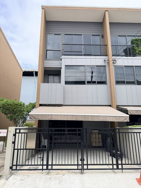 For Sale Townhouse/Townhome  , Baan Klang Muang Sukhumvit - Onnut , MRT-Sukhumvit , Prawet , Prawet , Bangkok , CX-147587