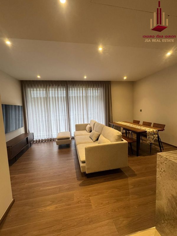  ✨ For Rent : Via Sukhumvit 61  Condo ✨  💰 Only 100,000 THB/month