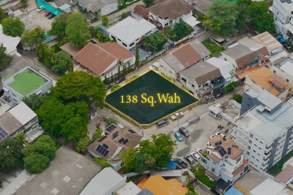 Large 138 sq. wah corner plot—suitable for an office 🏡 Detached house (On Nut 17 - Phatthanakan 20) / 138 sq. wah (For Sale) FAS052