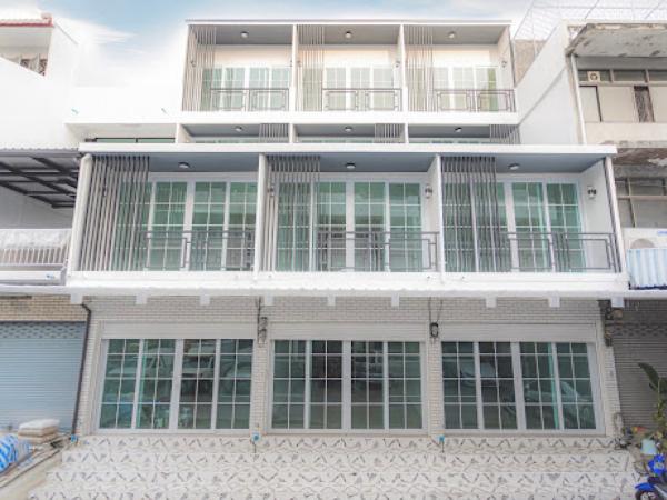 For Sale Baan Woon Kati Ladprao 45 , high floor , newly renovated , Sam Saen Nok , Huai Khwang , Bangkok , CX-168976