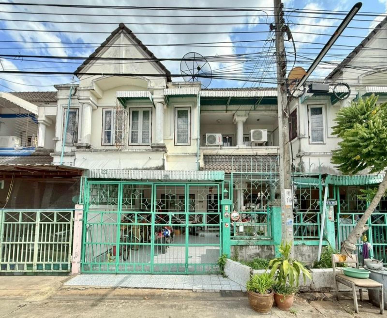 ขายทาวน์เฮ้าส์/ทาวน์โฮม  บ้านเจ้าพระยา 8 รีโนเวทใหม่ บางเลน บางใหญ่ นนทบุรี CX-170037
