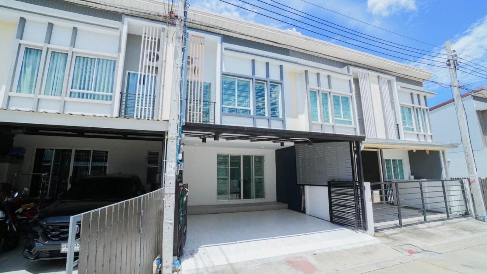 For Sale Townhouse/Townhome , Pleno Tiwanon - Chaengwattana , wide frontage , newly renovated , Ban Mai , Pak Kret , Nonthaburi , CX-169401 (S) For Sale Townhouse/Townhome , Pleno Tiwanon - Chaengwattana , wide frontage , newly renovated , Ban Mai , Pak Kret , Nonthaburi , CX-169401 (S)
