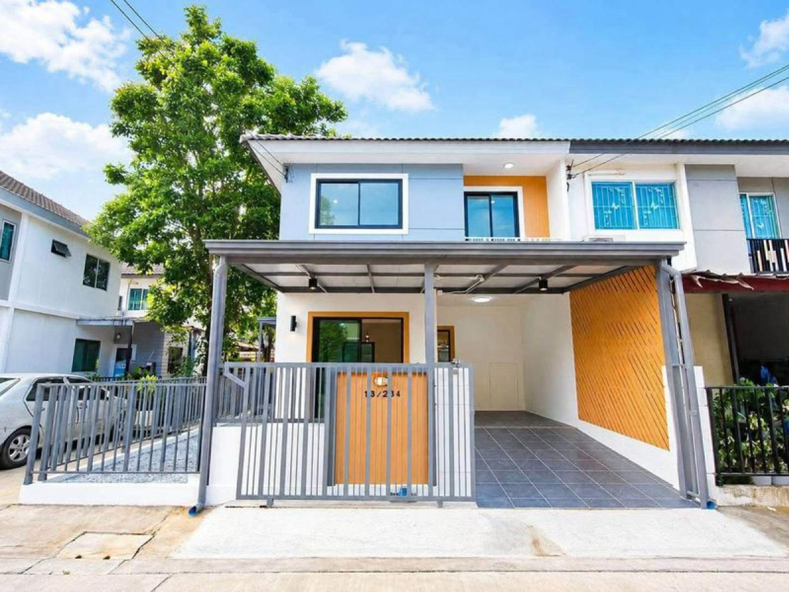 For Sale Townhouse/Townhome , Baan Pruksa 95/2 Pinklao - Wongwaen , corner unit , wide frontage , newly renovated , Bang Muang , Bang Yai , Nonthaburi , CX-169014