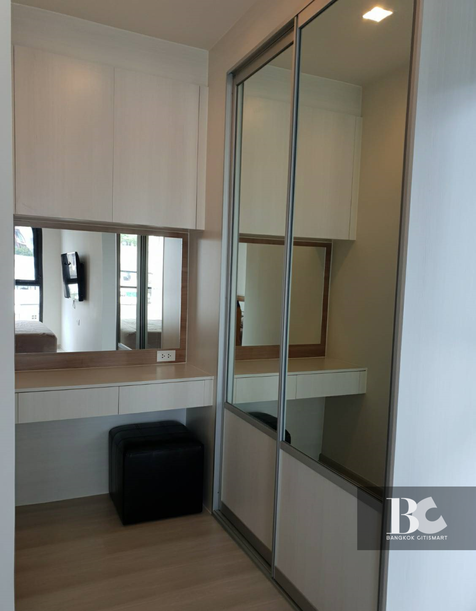 ✅️เลือกให้แล้ว ห้องสวยคุ้มค่า Life Sukhumvit 48 (2 ห้องนอน 47 sq.m.) ✅️เลือกให้แล้ว ห้องสวยคุ้มค่า Life Sukhumvit 48 (2 ห้องนอน 47 sq.m.)