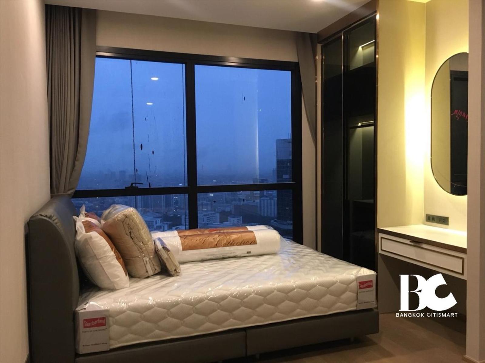 Studio 26 ตร.ม. ยูนิตคัดพิเศษ 180 ม. ถึง MRT สามย่าน | Ashton Chula-Silom | 6.54 ล้านบาท Studio 26 ตร.ม. ยูนิตคัดพิเศษ 180 ม. ถึง MRT สามย่าน | Ashton Chula-Silom | 6.54 ล้านบาท