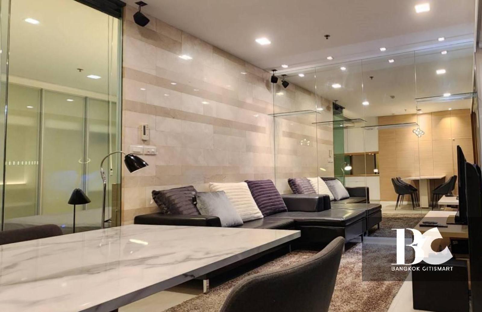 1 Bed 52 ตร.ม. ยูนิตคัดพิเศษ Sky Walk ติด BTS ทองหล่อ | Noble Remix (Sukhumvit36) | 9.17 ล้านบาท 1 Bed 52 ตร.ม. ยูนิตคัดพิเศษ Sky Walk ติด BTS ทองหล่อ | Noble Remix (Sukhumvit36) | 9.17 ล้านบาท