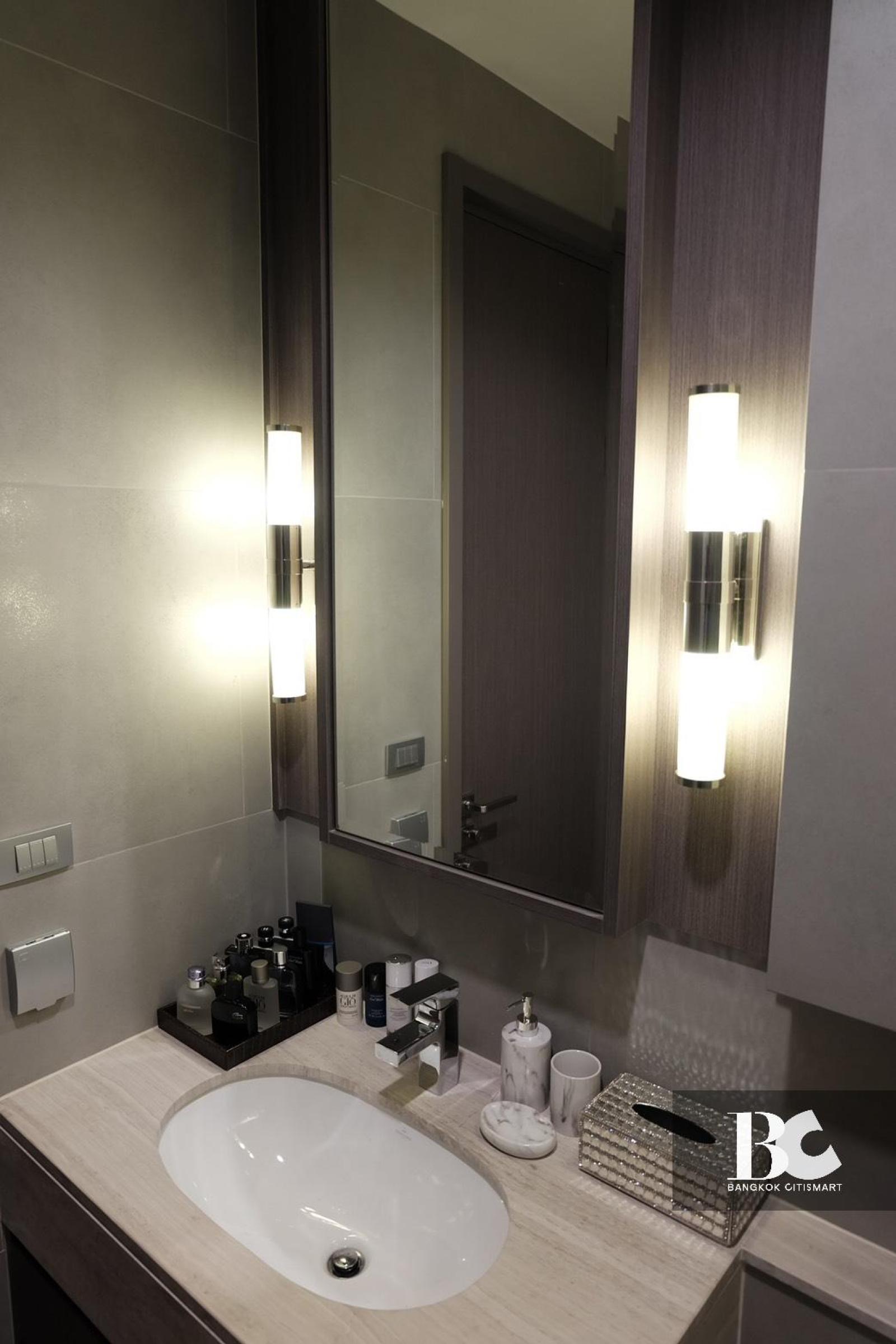 1 Bed 42.29 ตร.ม. ดีลตรง แต่งครบ เพดาน 3 ม. ติด BTS สุรศักดิ์ | The Diplomat Sathorn | 8.40 ล้านบาท – รูปที่ 4