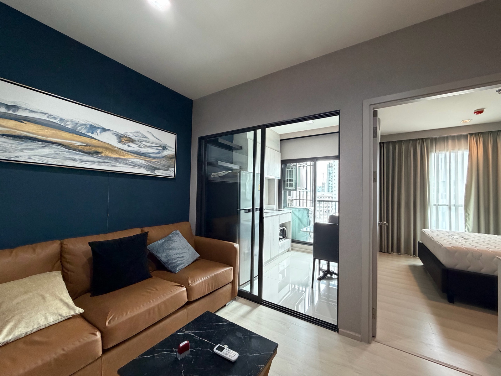 For rent!!!! life48