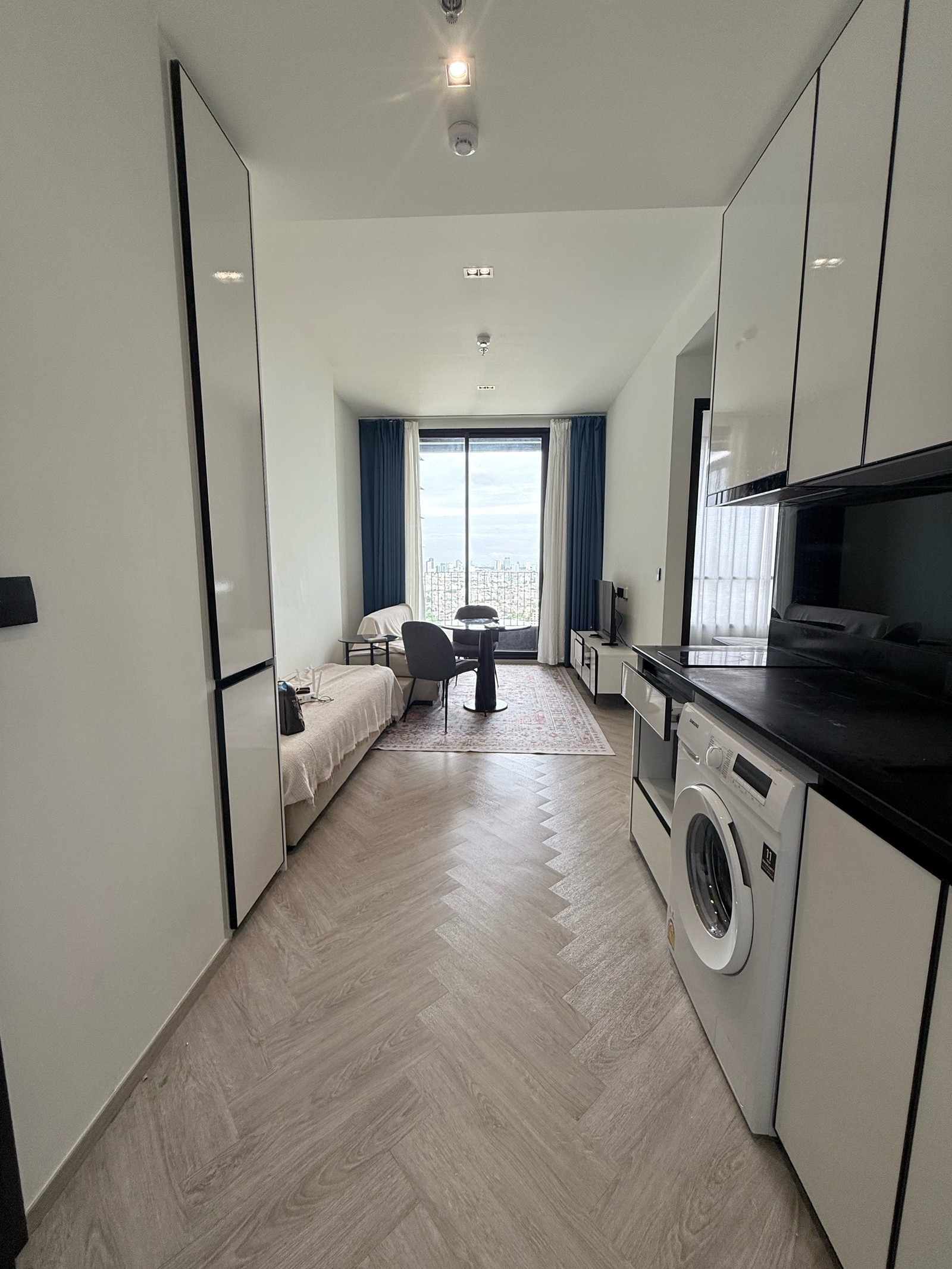 2 beds 1 bath 2 beds 1 bath