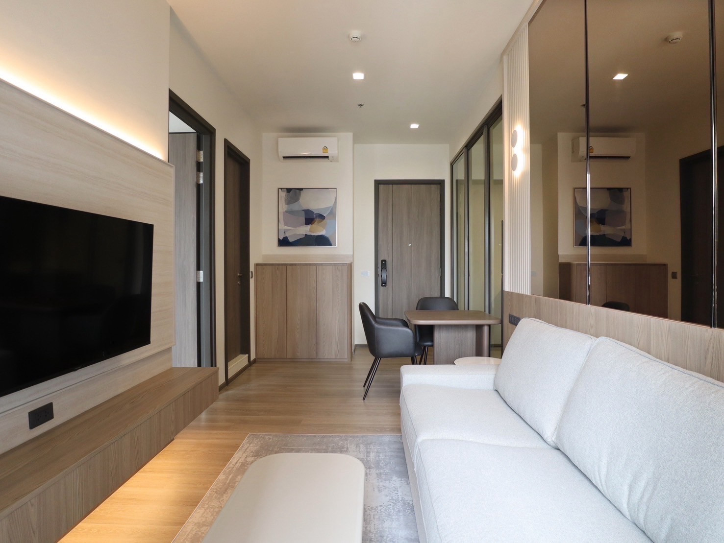 🏢 Rhythm Charoenkrung Pavilion | 🛏️ 1 Bed 35 ตร.ม. | 🌊 ชั้น 28 วิวแม่น้ำ (ราคาพิเศษ) 🏢 Rhythm Charoenkrung Pavilion | 🛏️ 1 Bed 35 ตร.ม. | 🌊 ชั้น 28 วิวแม่น้ำ (ราคาพิเศษ)