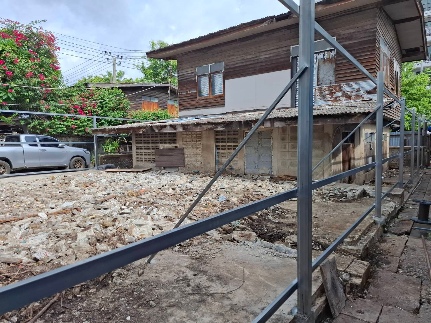 ขาย ที่ดิน+บ้านไม้ สุขุมวิท66/1 เชื่อมต่อสุขุมวิท64 เนื้อที่49ตรว. ใกล้ทางด่วน 3.99ล้านบาท ขาย ที่ดิน+บ้านไม้ สุขุมวิท66/1 เชื่อมต่อสุขุมวิท64 เนื้อที่49ตรว. ใกล้ทางด่วน 3.99ล้านบาท