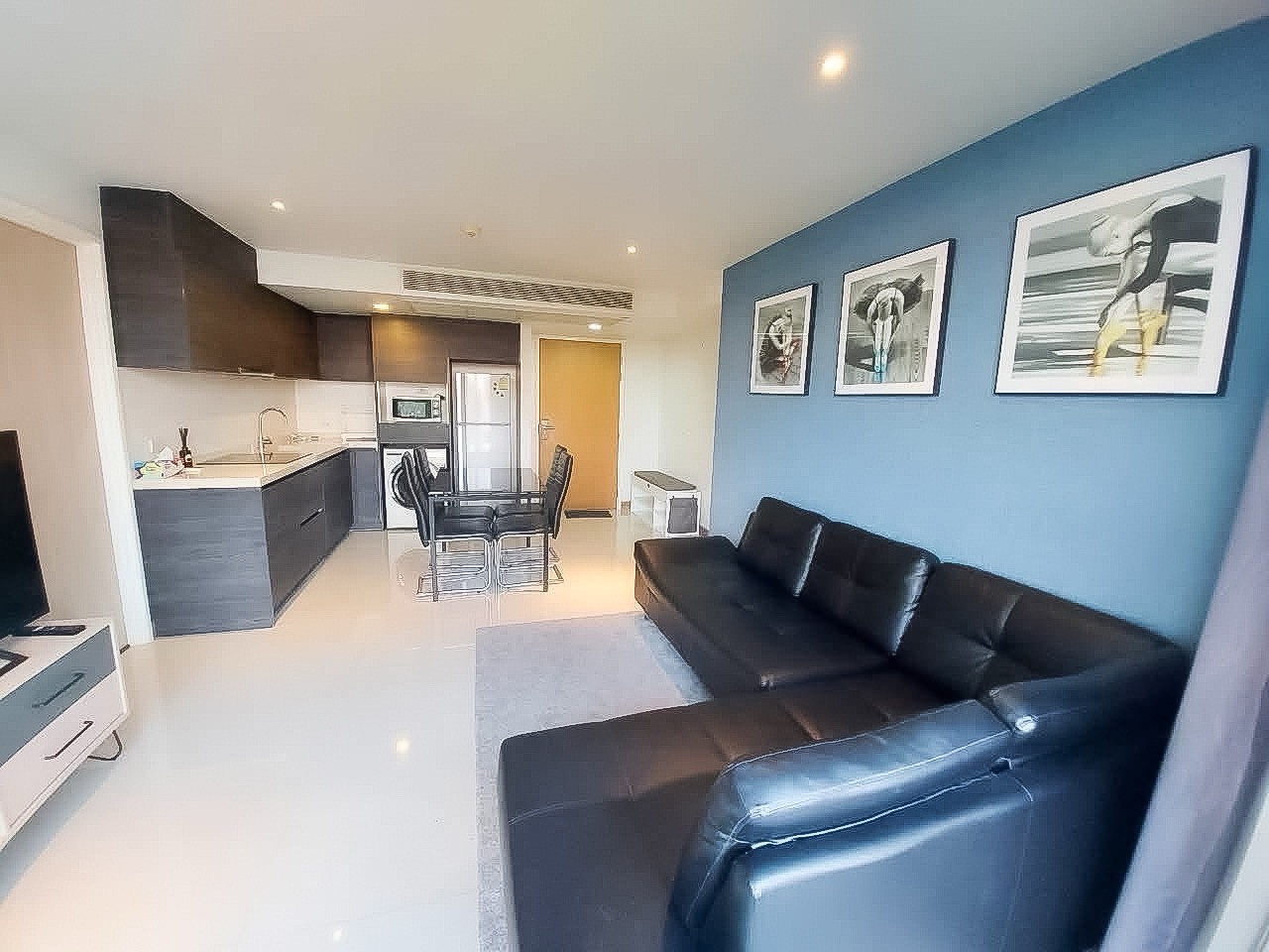 Downtown 49🐶🐱 Pet friendly! Can pay in installments directly to the . Urgent sale🔥 Downtown 49🐶🐱 Pet friendly! Can pay in installments directly to the . Urgent sale🔥