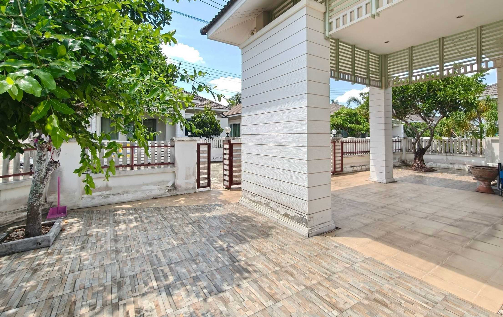 บ้านเดี่ยวหลังมุม หมู่บ้านธาราศิริ เกาะลำพู – รูปที่ 4