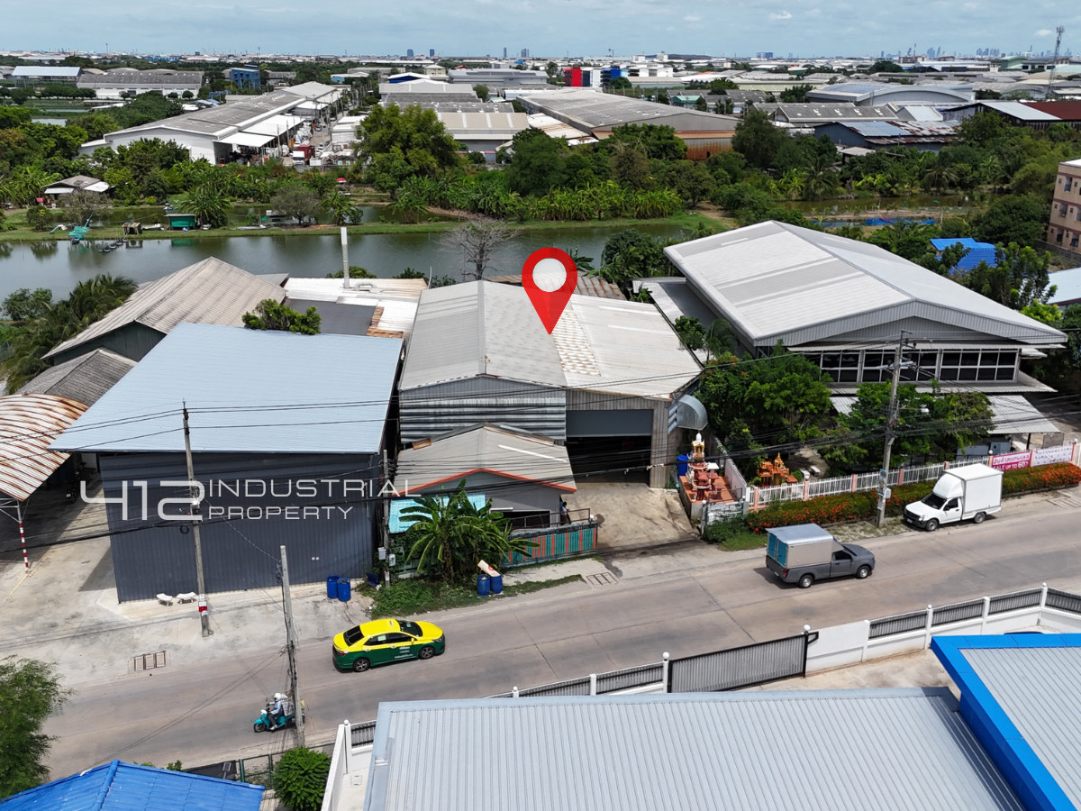 Warehouse-factory for sale, 800 sq m., land 240 sq m., next to Bang Pla Road, Soi 2, Bang Phli, Samut Prakan. Warehouse-factory for sale, 800 sq m., land 240 sq m., next to Bang Pla Road, Soi 2, Bang Phli, Samut Prakan.