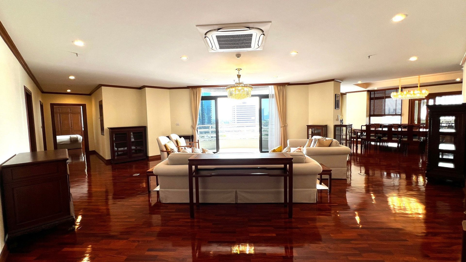 ให้เช่า ร่วมสุข คอนโด (Ruamsuk Condo) สุขุมวิท 26 ขนาด 330 ตารางเมตร 3 ห้องนอน รหัสทรัพย์ 03-100