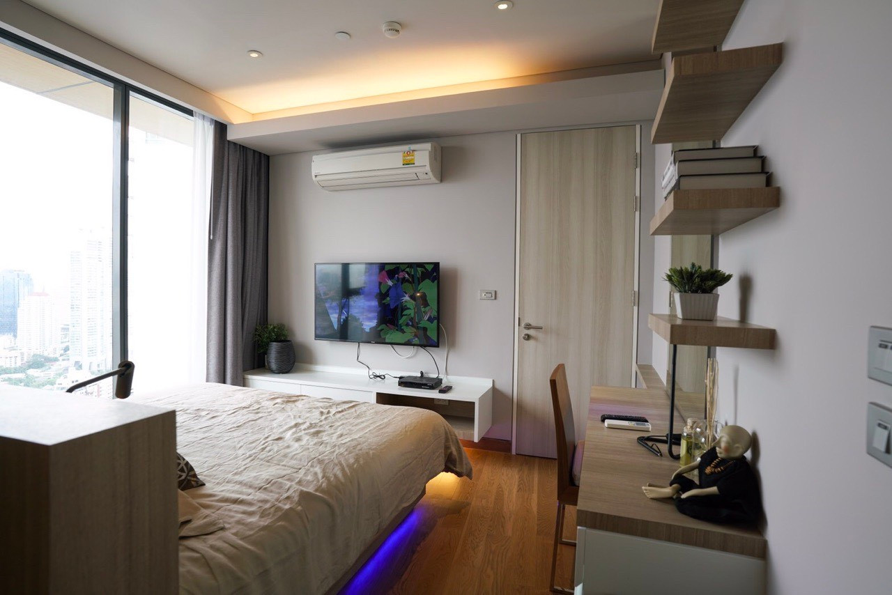 For Sale with Tenant: The Lumpini 24, Sukhumvit Soi 24, High Floor, 2 Bedrooms @ 13.6 MB – รูปที่ 2