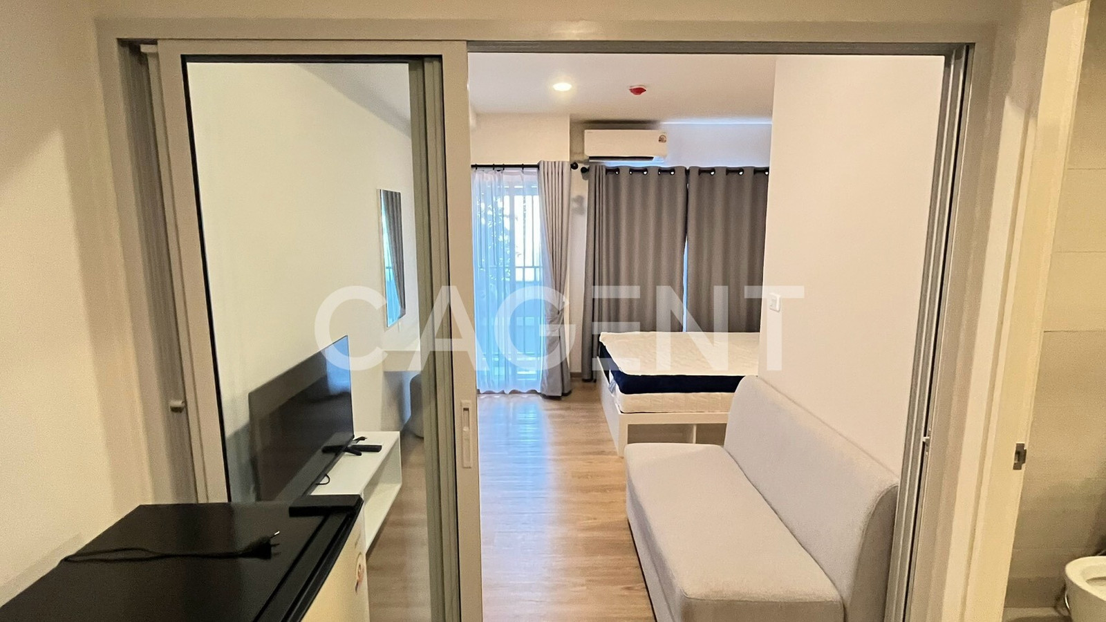 Condo for rent “ESCENT Phetchaburi“ near Robinson Phetchaburi – รูปที่ 2
