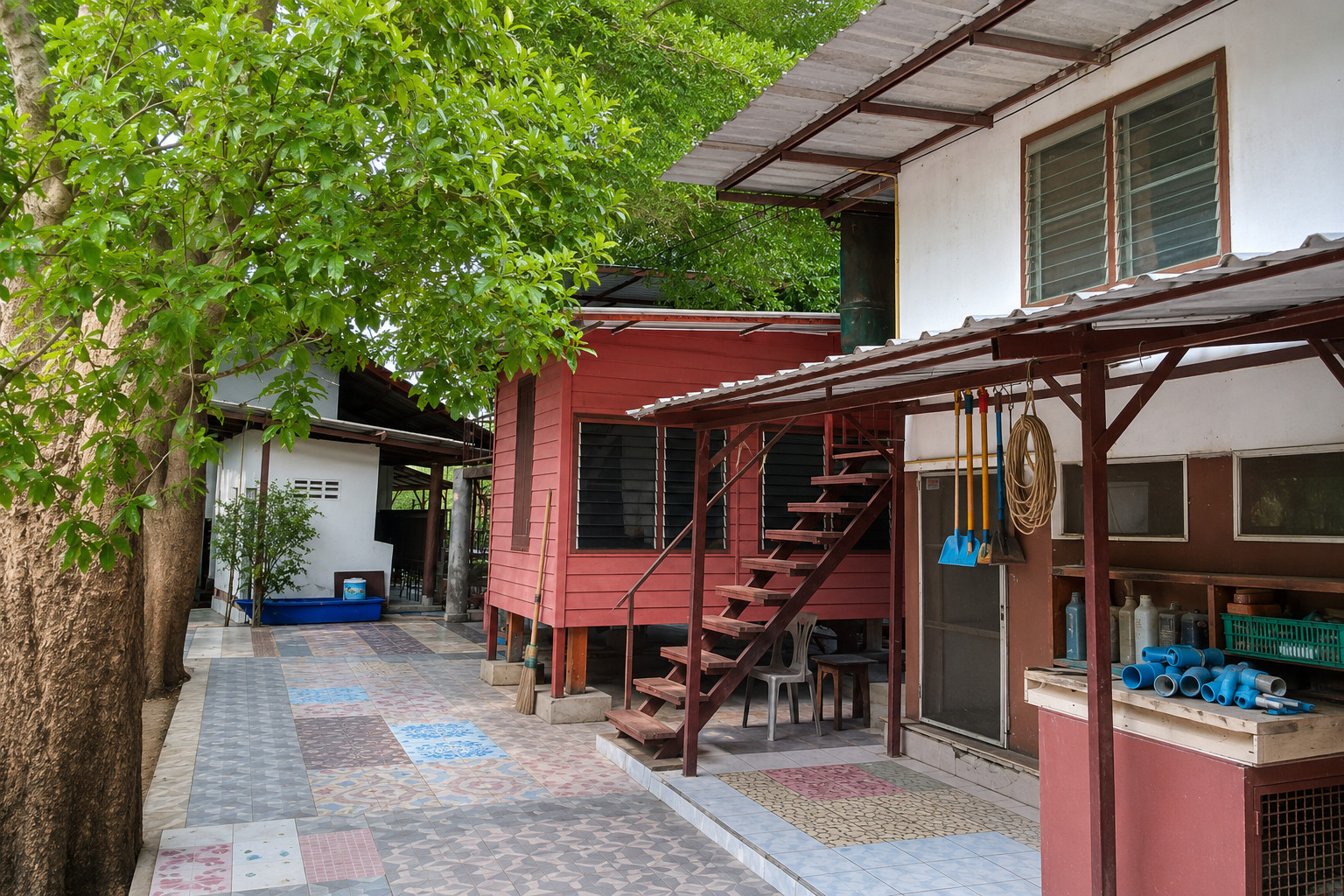 ขายที่ดิน 196.8 ตร.ว. (แปลงD) แถมสิ่งปลูกสร้าง 3 หลัง คานหาม ใกล้โรจนะ ราคา 2.65 ล้านบาท ขายที่ดิน 196.8 ตร.ว. (แปลงD) แถมสิ่งปลูกสร้าง 3 หลัง คานหาม ใกล้โรจนะ ราคา 2.65 ล้านบาท