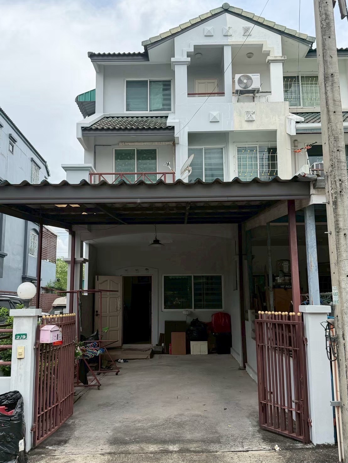 ขายบ้าน 3 ชั้น หมู่บ้านมณเฑียรทิพย์ คู้บอน 27 – รูปที่ 2