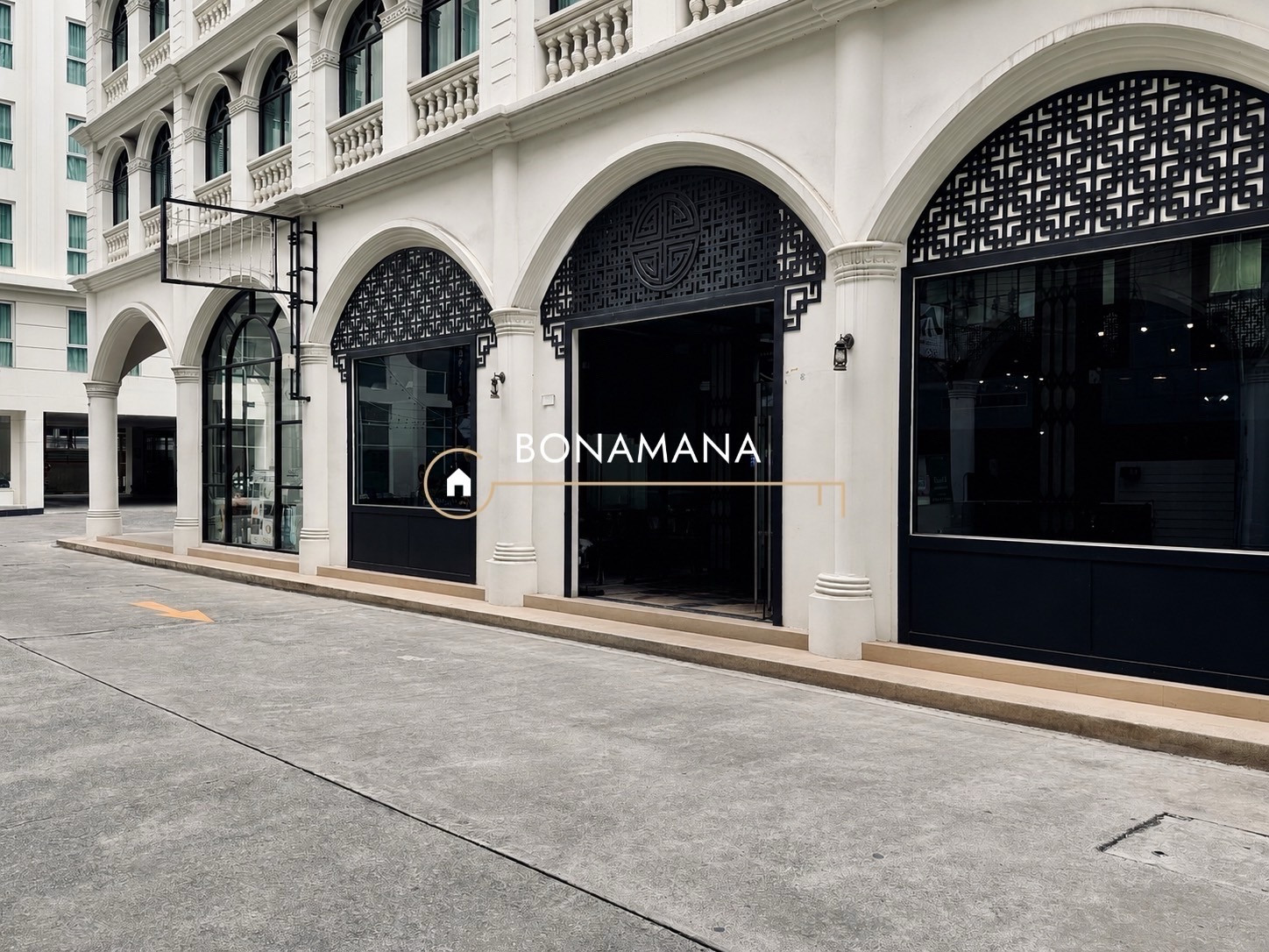 Space for rent for business, Soi Sukhumvit 33 (Phrom Phong), Bangkok | Same side as EmQuartier | Near BTS 400 meters. Space for rent for business, Soi Sukhumvit 33 (Phrom Phong), Bangkok | Same side as EmQuartier | Near BTS 400 meters.