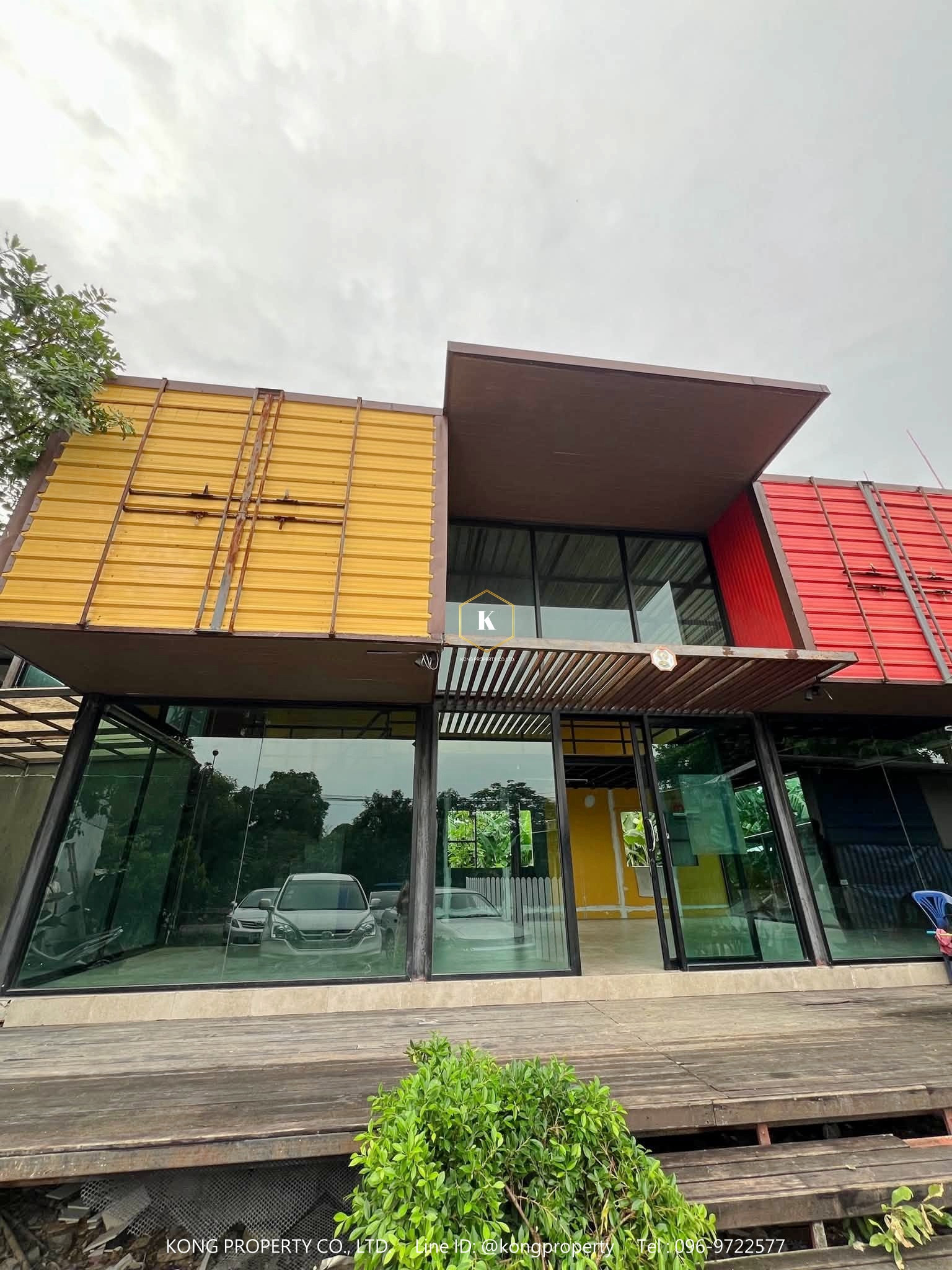 Warehouse for rent, Phutthamonthon Sai 2, Bang Khae, Bangkok, 3-phase electricity, size 400 sq m. Warehouse for rent, Phutthamonthon Sai 2, Bang Khae, Bangkok, 3-phase electricity, size 400 sq m.