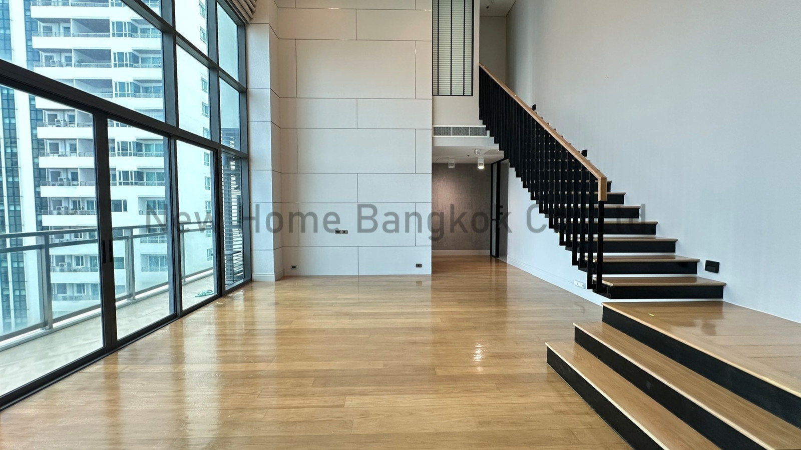 RARE DUPLEX FOR SALE | BRIGHT SUKHUMVIT 24 RARE DUPLEX FOR SALE | BRIGHT SUKHUMVIT 24