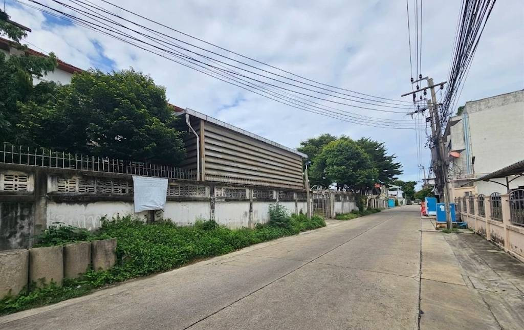 Factory and warehouse for sale, 2 floors, Phutthamonthon Sai 3 Road, Soi 10, area 1 rai. – รูปที่ 2