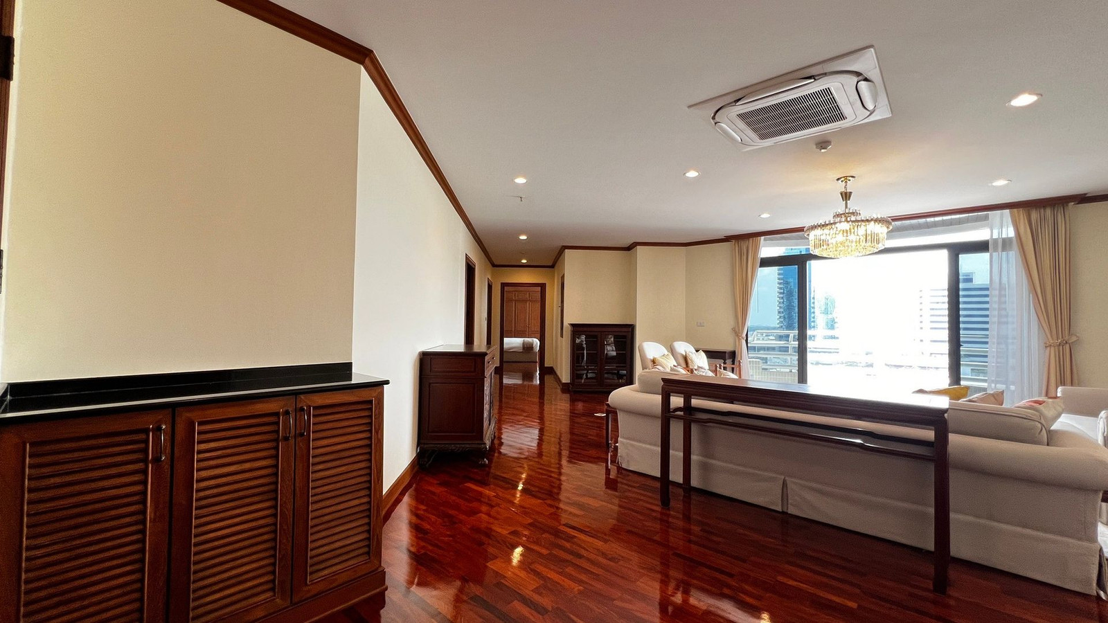 ให้เช่า ร่วมสุข คอนโด (Ruamsuk Condo) สุขุมวิท 26 ขนาด 330 ตารางเมตร 3 ห้องนอน รหัสทรัพย์ 03-100 – รูปที่ 2