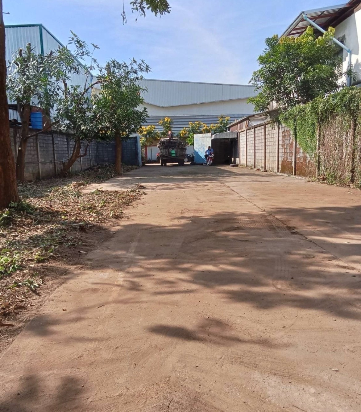 Commercial building, 2 units with parking, opposite Central Udon, next to Thai Isaan Market. – รูปที่ 2