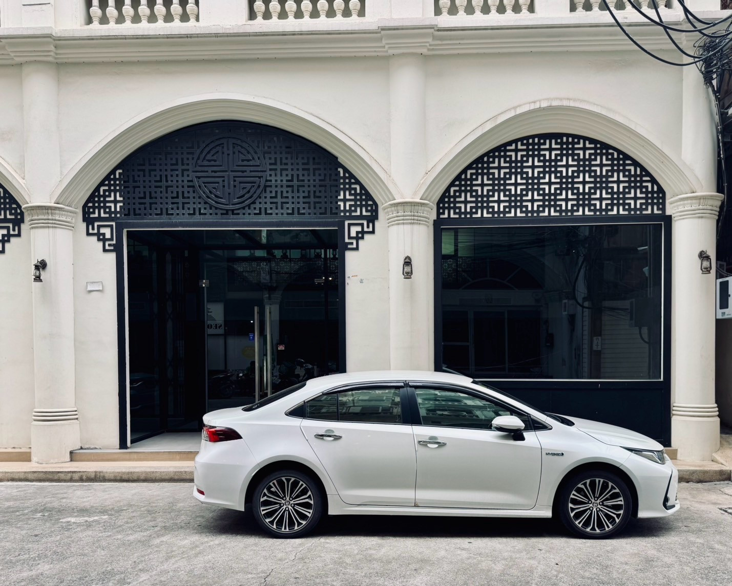 Business rental space 219 square meters, Soi Sukhumvit 33 (Phrom Phong) Bangkok | near BTS 400 meters + parking available | To Rent Retail Space is Sizing 219 SQM., Soi Sukhumvit 33 (Phrom Phong) Bangkok , near BTS 400 meters + Shared Parking Available