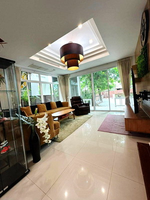 [ให้เช่า] หมู่บ้าน ณุศาสิริ บางนา / 3 ห้องนอน 4 ห้องน้ำ / 173 ตรว. 400 ตรม. **70,000** บ้านเดี่ยวหลังใหญ่ จอดรถได้หลายคัน ตกแต่งสวย เฟอร์นิเจอร์และเครื่องใช้ไฟฟ้าครบชุด เดินทางสะดวก พร้อมเข้าอยู่ ใกล้โรงเรียนนานาชาติ ไทย-จีน – รูปที่ 4