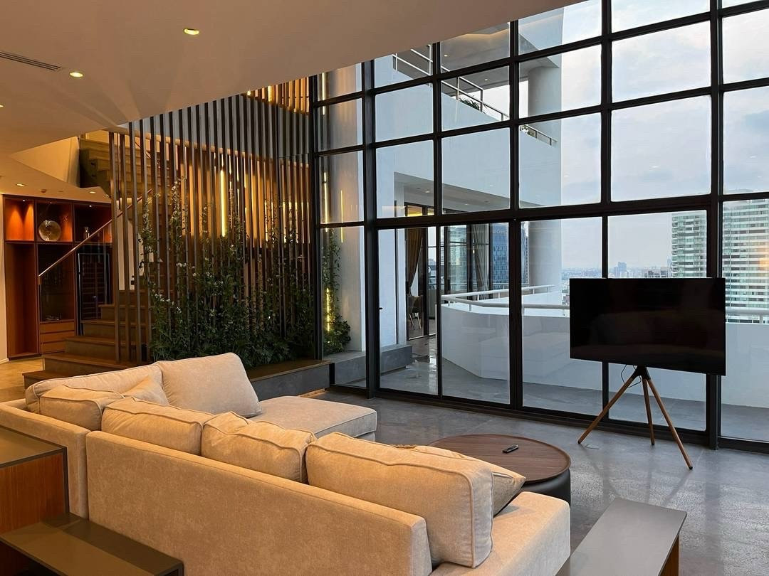 Duplex penthouse in heart of thonglor - sukhumvit 53 