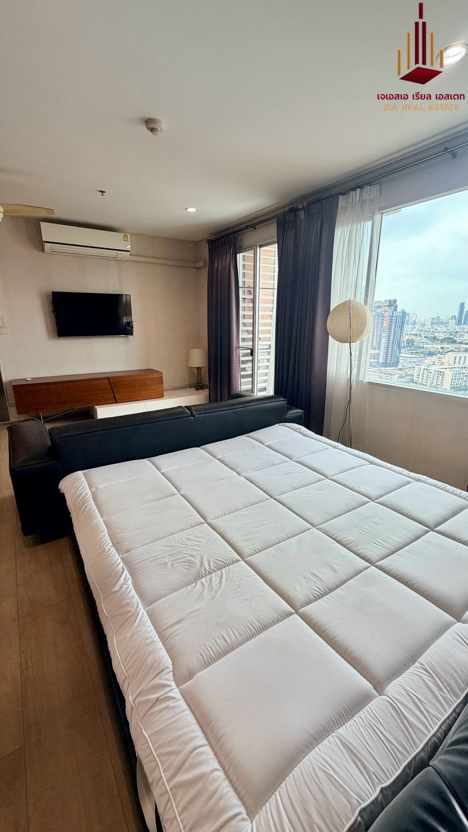 ✨ For Rent: Villa Sathorn Condo ✨💰 Only 13,000 THB/month