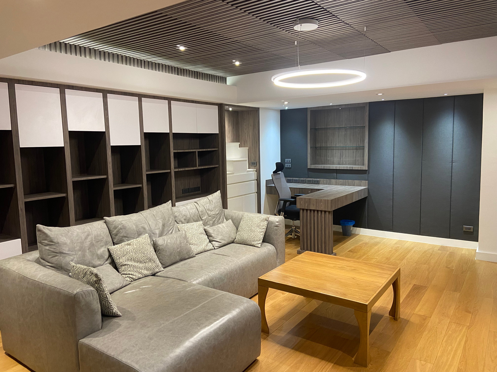 Sale Condo Royal Castle Type 3 Bedroom BTS Phrom Phong Sale Condo Royal Castle Type 3 Bedroom BTS Phrom Phong