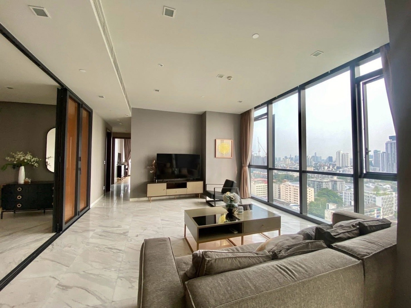The Monument Thonglor | Private Lift🔥 The Monument Thonglor | Private Lift🔥